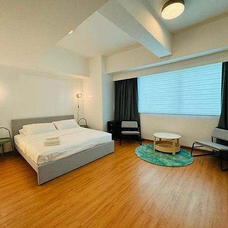Avant At The Fort By Urban Realty Manila Exteriör bild