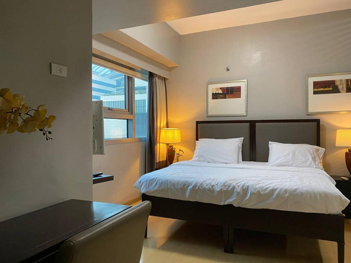 Avant At The Fort By Urban Realty Manila Exteriör bild