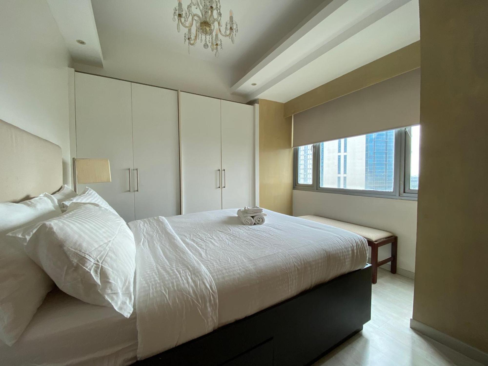 Avant At The Fort By Urban Realty Manila Exteriör bild