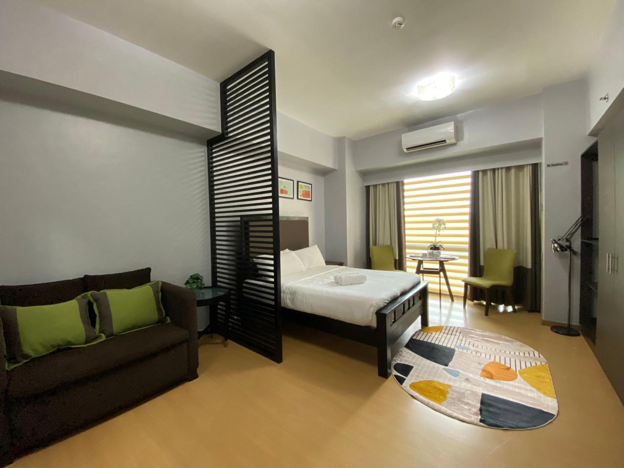 Avant At The Fort By Urban Realty Manila Exteriör bild