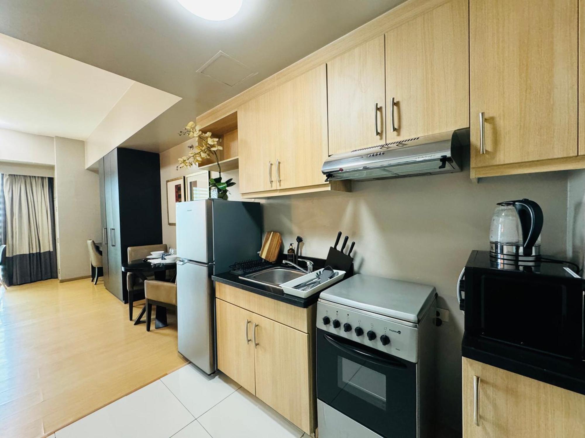 Avant At The Fort By Urban Realty Manila Exteriör bild